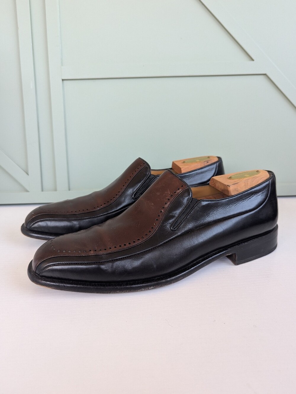 Mezlan Black and Brown Leather Slip-On Loafers